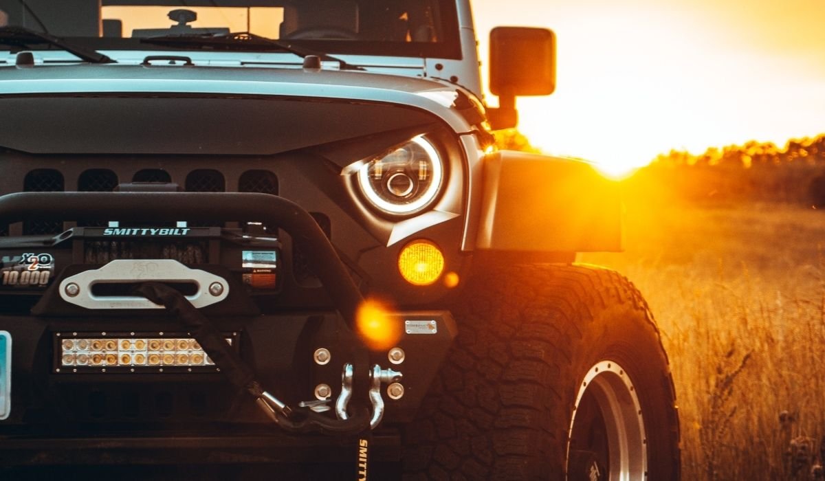 tow bar base plate and tow bar on jeep wrangler